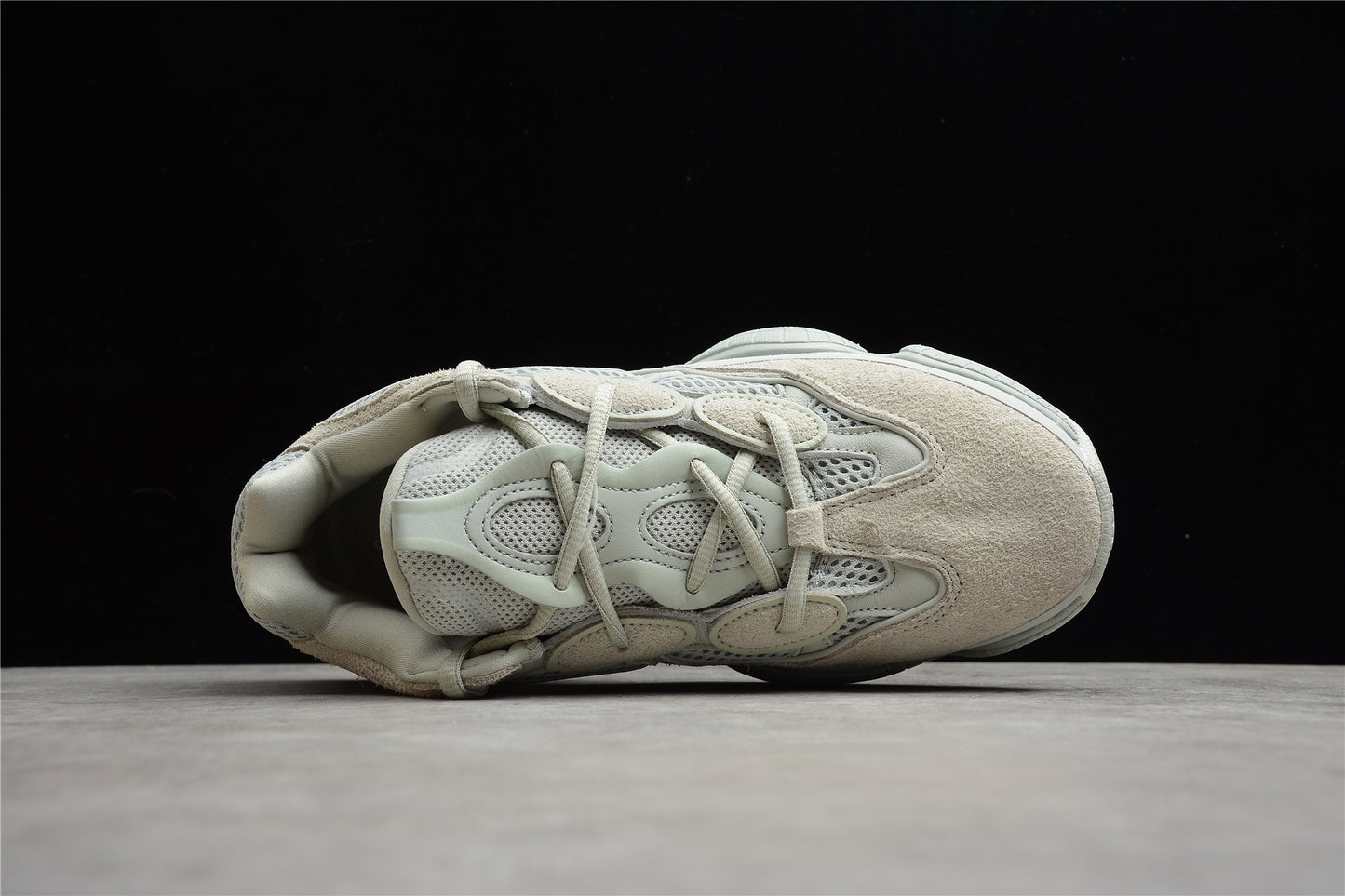 YEEZY BOOST 500