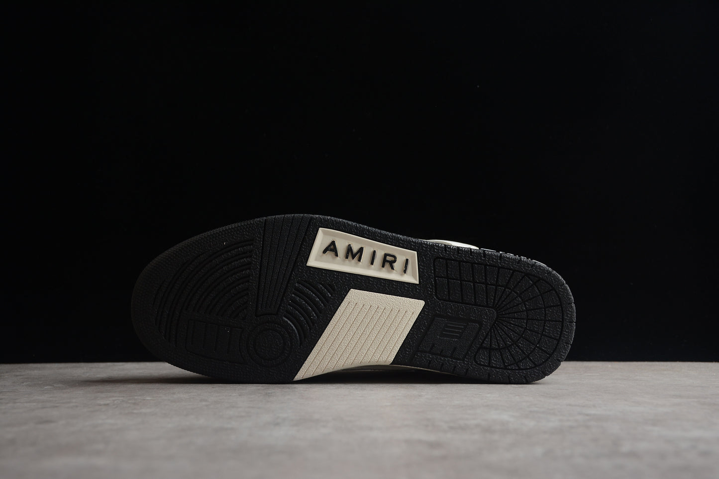 AMIRI